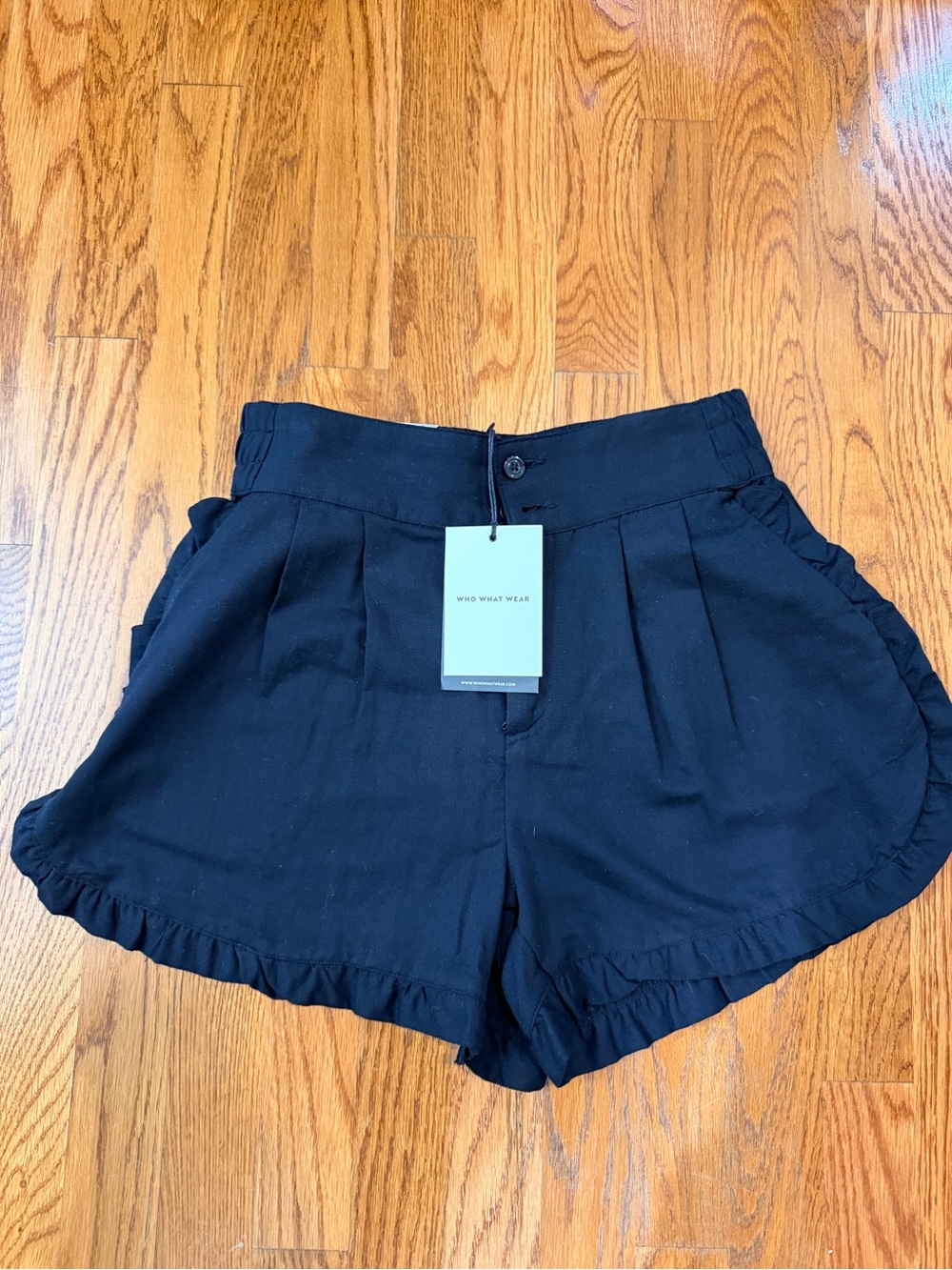 Who What Wear Black High-Waist Ruffle Hem Shorts